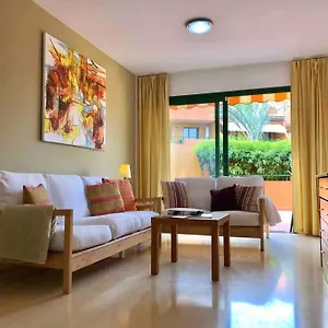 luminoso-apartamento-con-piscina-y-parking.in-canary-islands.com/