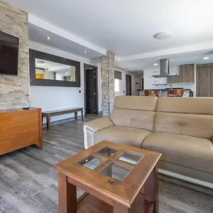 apartamento-vacacional-en-el-centro-de-nerja.hotelsinnerja.org/